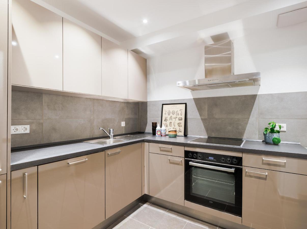 Poha House Theaterplatz Apartment Aachen Luaran gambar